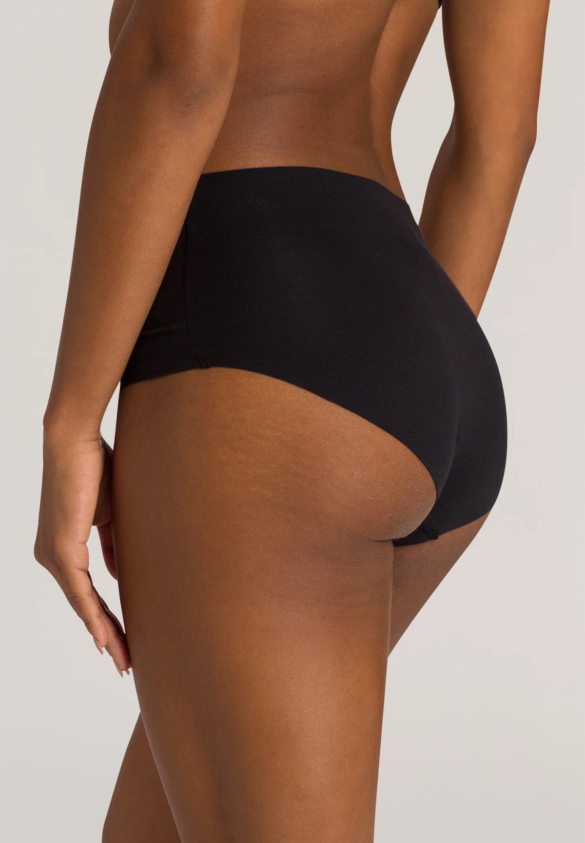 Invisible Cotton Maxi Briefs Black