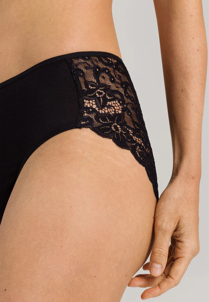 Moments Midi Briefs Black
