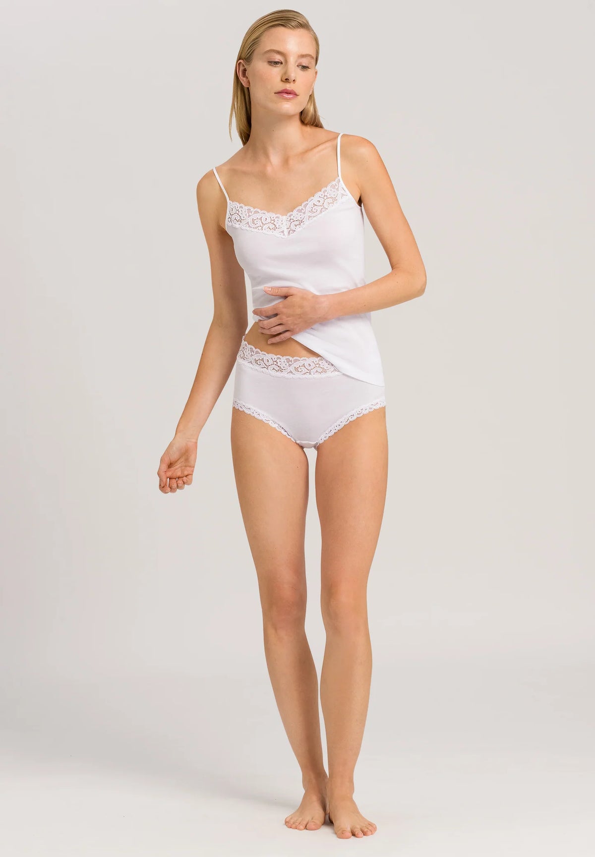Moments Maxi Briefs White