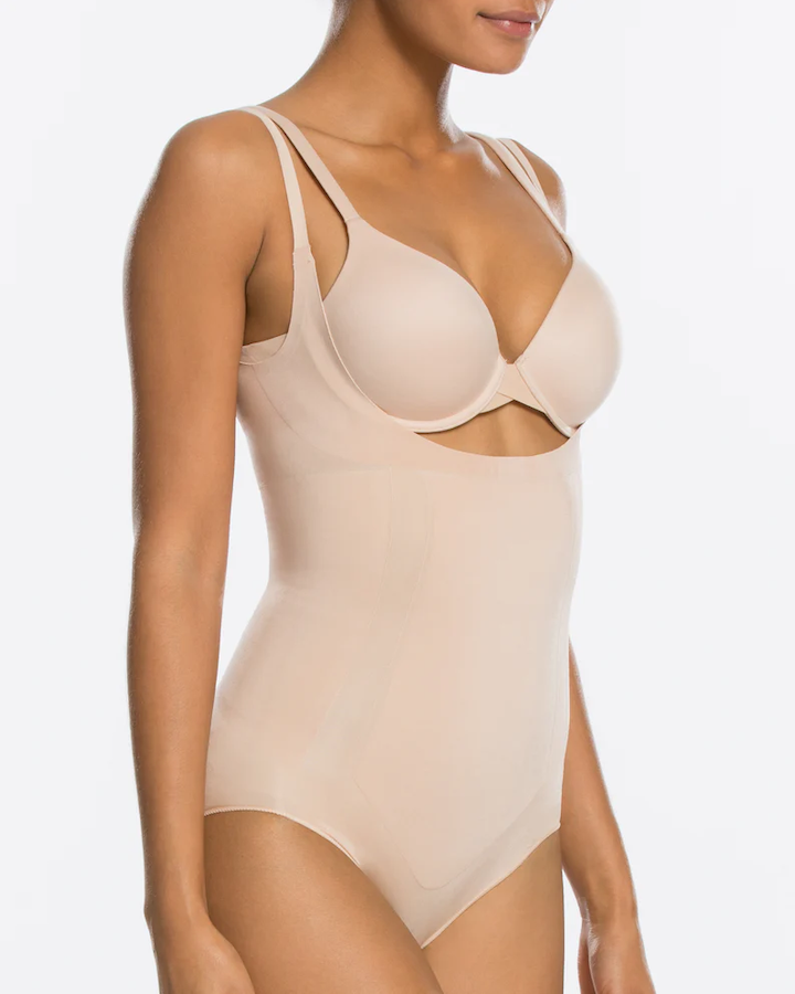 Oncore Open Bust Panty Bodysuit Soft Nude