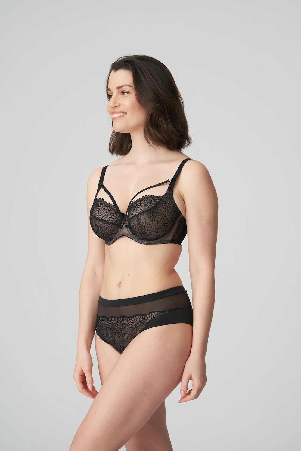 Sophora Balcony Bra Tulip Seam Black