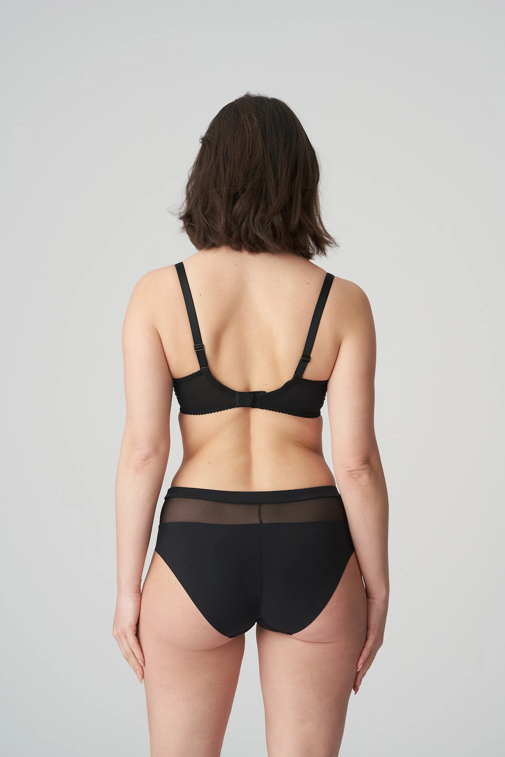 Sophora Balcony Bra Tulip Seam Black