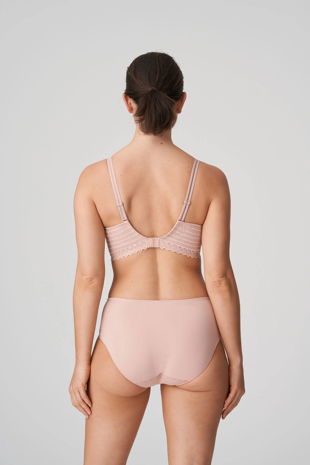 Twist East End Full Cup Bra Wireless Powder Rose