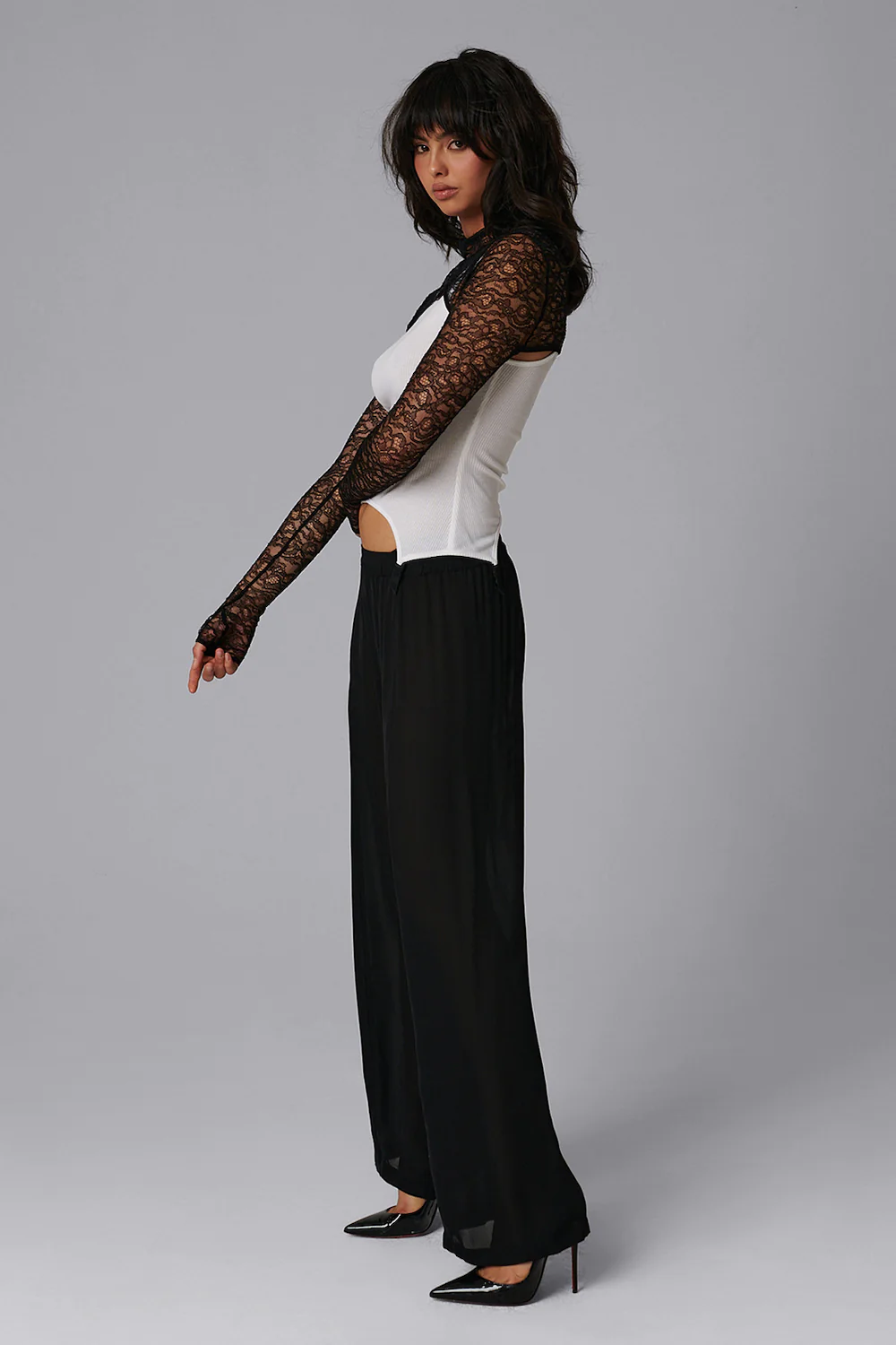 Enchante Shrug